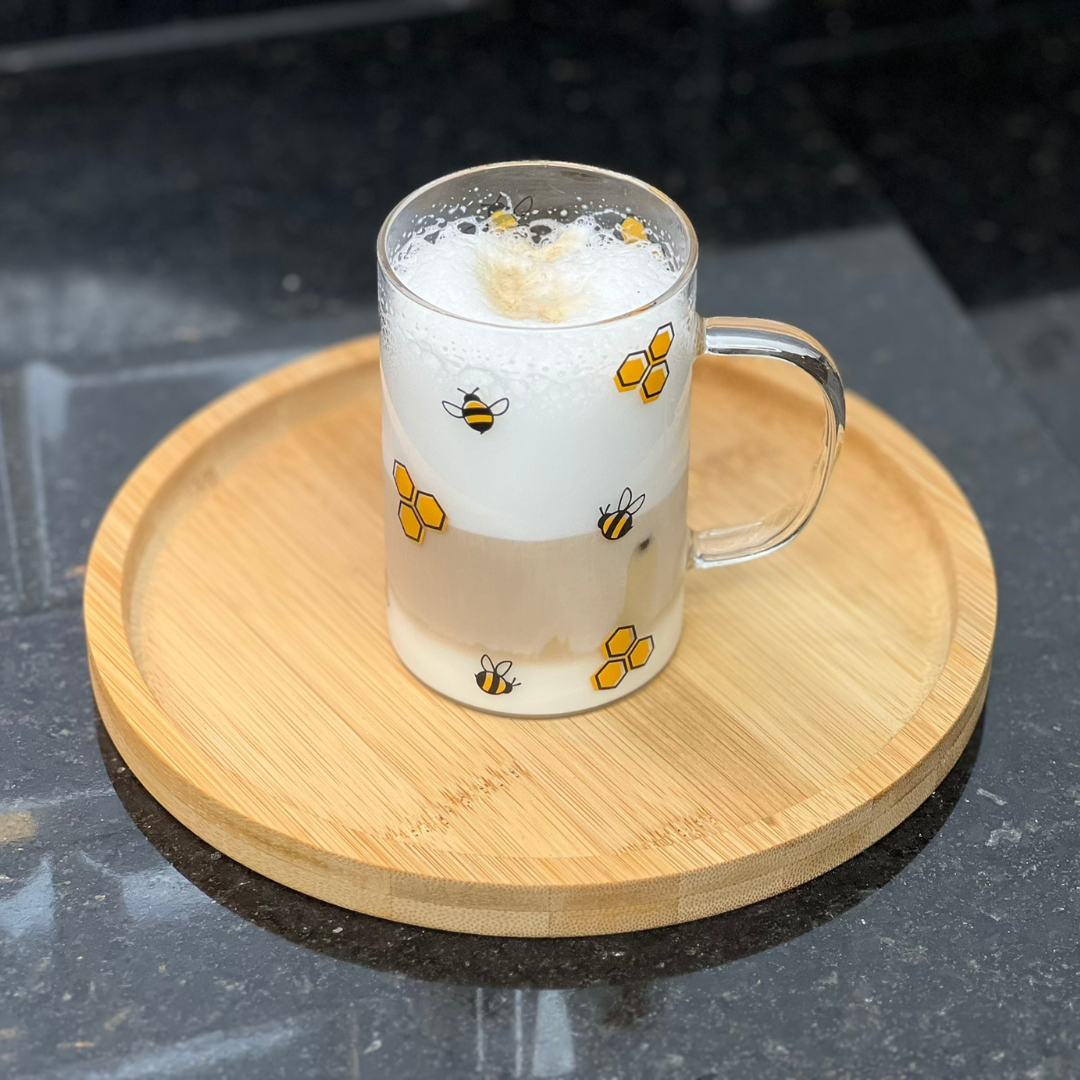 Caneca Bee com Leite