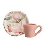 pires ceramica com estampa de magnolias e xicara rosa vistos de frente