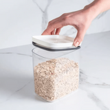 Pote Porta Mantimento Organizador Retangular com Tampa Hermética Natural com Branco Block 1,5 Litros