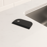 Rodo Para Pia Compacto Trium Preto Fechado