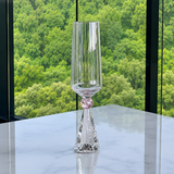 Taça Base Cristal para Champanhe Rosa 305ml na bancada
