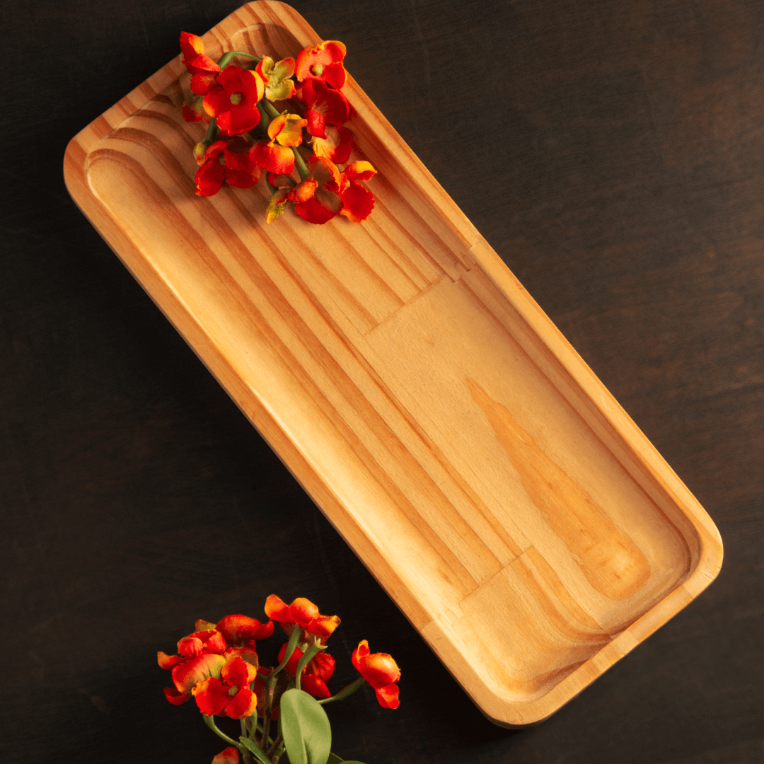 Bandeja de Madeira Pinus 30cm x 12cm x 2cm - Ela Decora