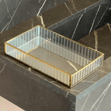 Bandeja de Metal Espelhada Dourada 25cm - Ela Decora