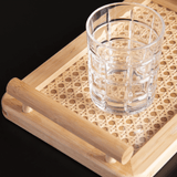 Bandeja com fundo em treliça