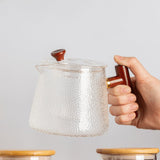 Chaleira de Vidro Borossilicato Martelado com Alça de Bambu 750ml - Ela Decora