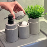 Copo Porta Escova Multiuso Canelado em Cimento Cinza 11,5cm - Ela Decora