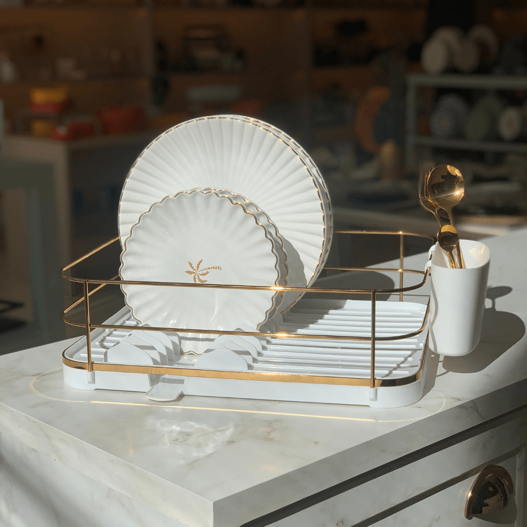 Escorredor de Louças Branco e Dourado com Bico - Ela Decora