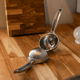 Espremedor de Limão Inox Cabo Antiderrapante Chef 22cm