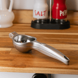 Espremedor de Limão Inox Cabo Antiderrapante Chef 22cm
