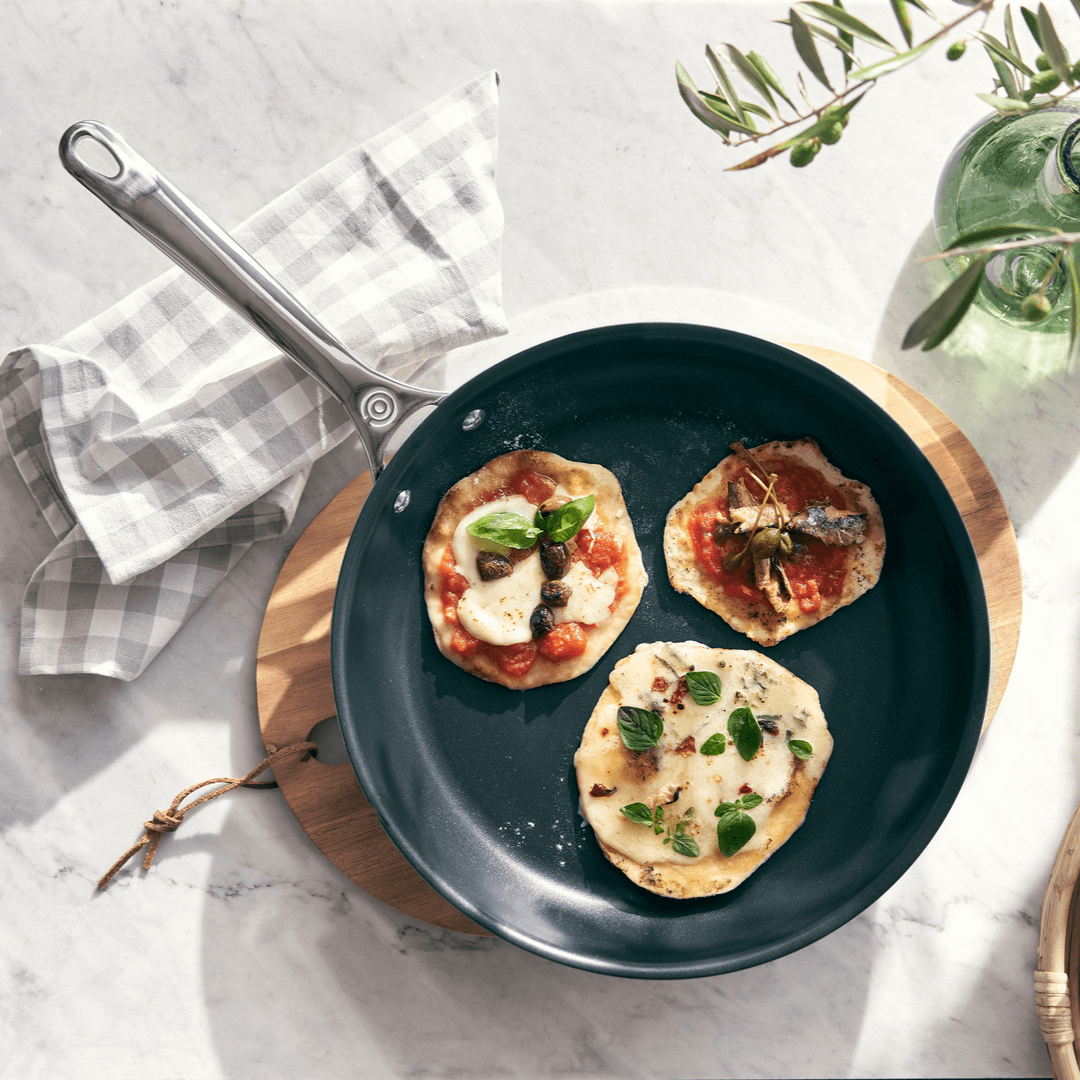 Frigideira Rasa Antiaderente TNS Le Creuset - Ela Decora