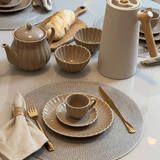 Jogo 2 Xícaras de Café com Pires de Porcelana Petala Areia Matt 90ml - Ela Decora