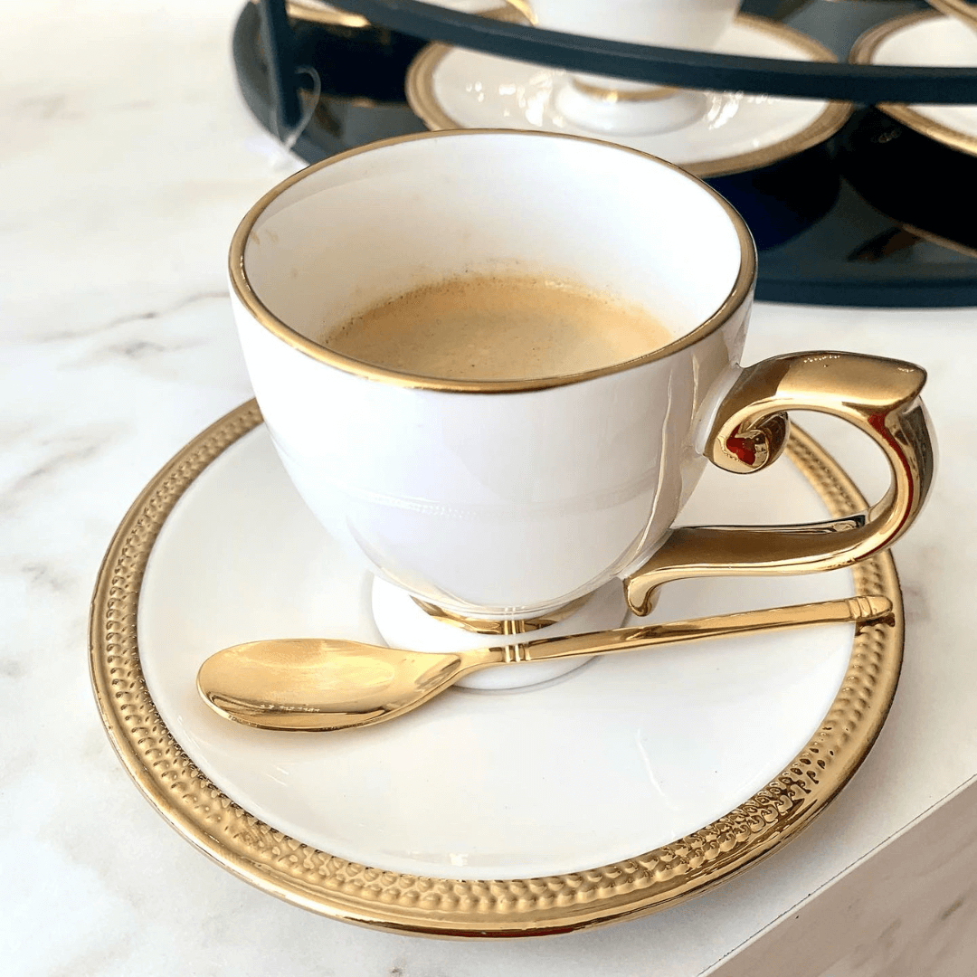 Jogo De Xícaras Para Café Dourada Com Pires Porcelana Alça Ouro Paddy 90ml - 6 Peças - Ela Decora