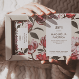 Kit 2 Sabonetes em Barra Magnólia Pacífica Arabesc 150g L' envie - Ela Decora