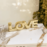 Love em Porcelana Dourado 21cm - Ela Decora