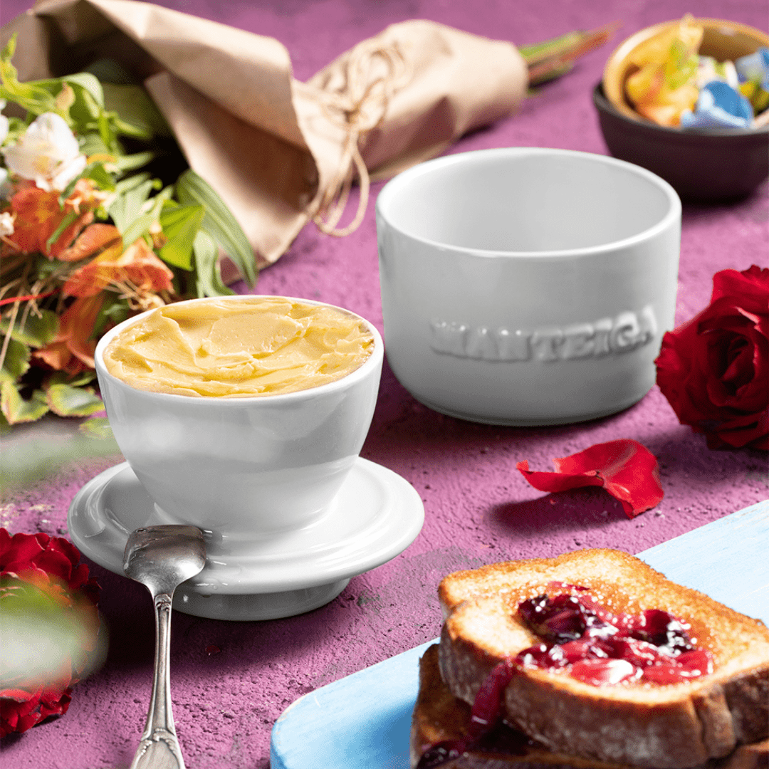 Manteigueira Francesa em Cerâmica Branca - Ela Decora