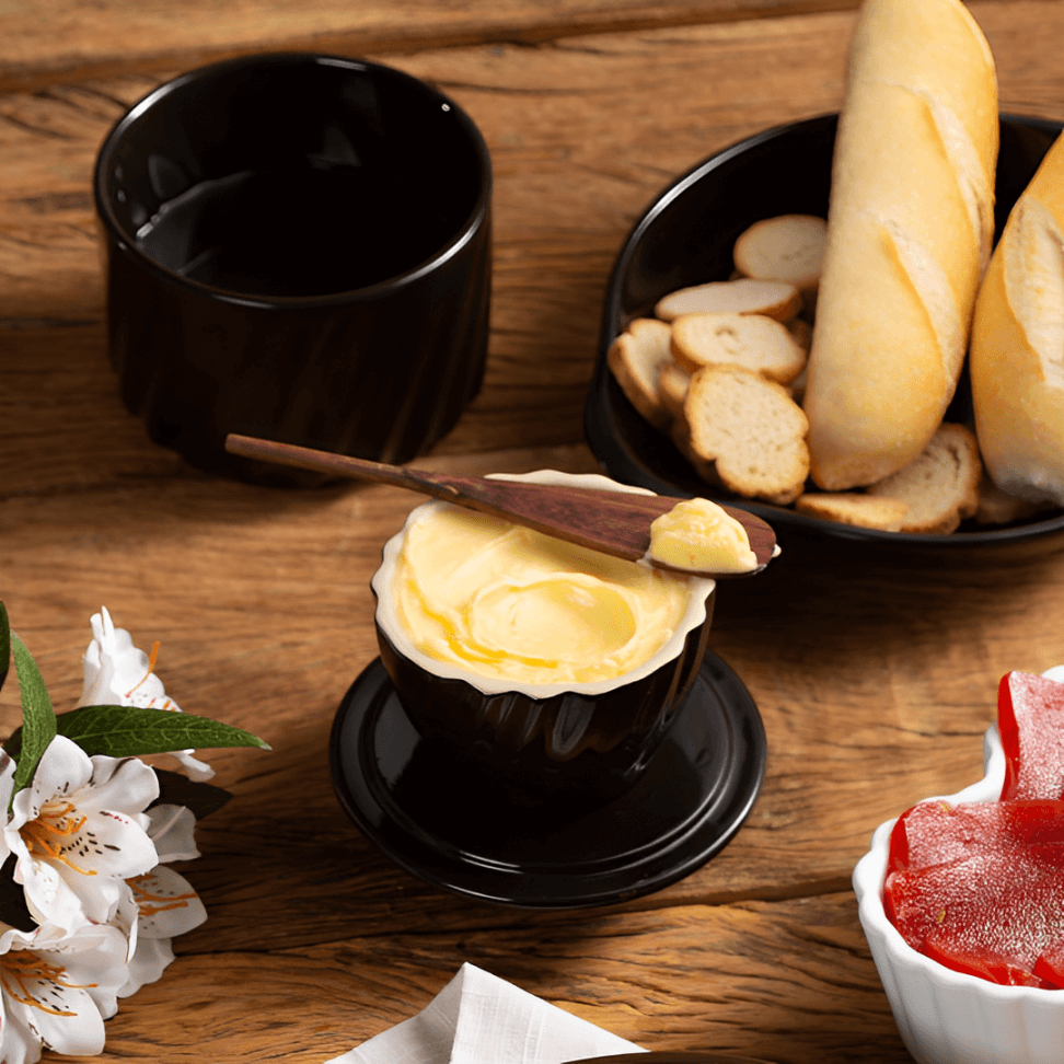 Manteigueira Francesa Twist em Cerâmica Preta 250g - Ela Decora