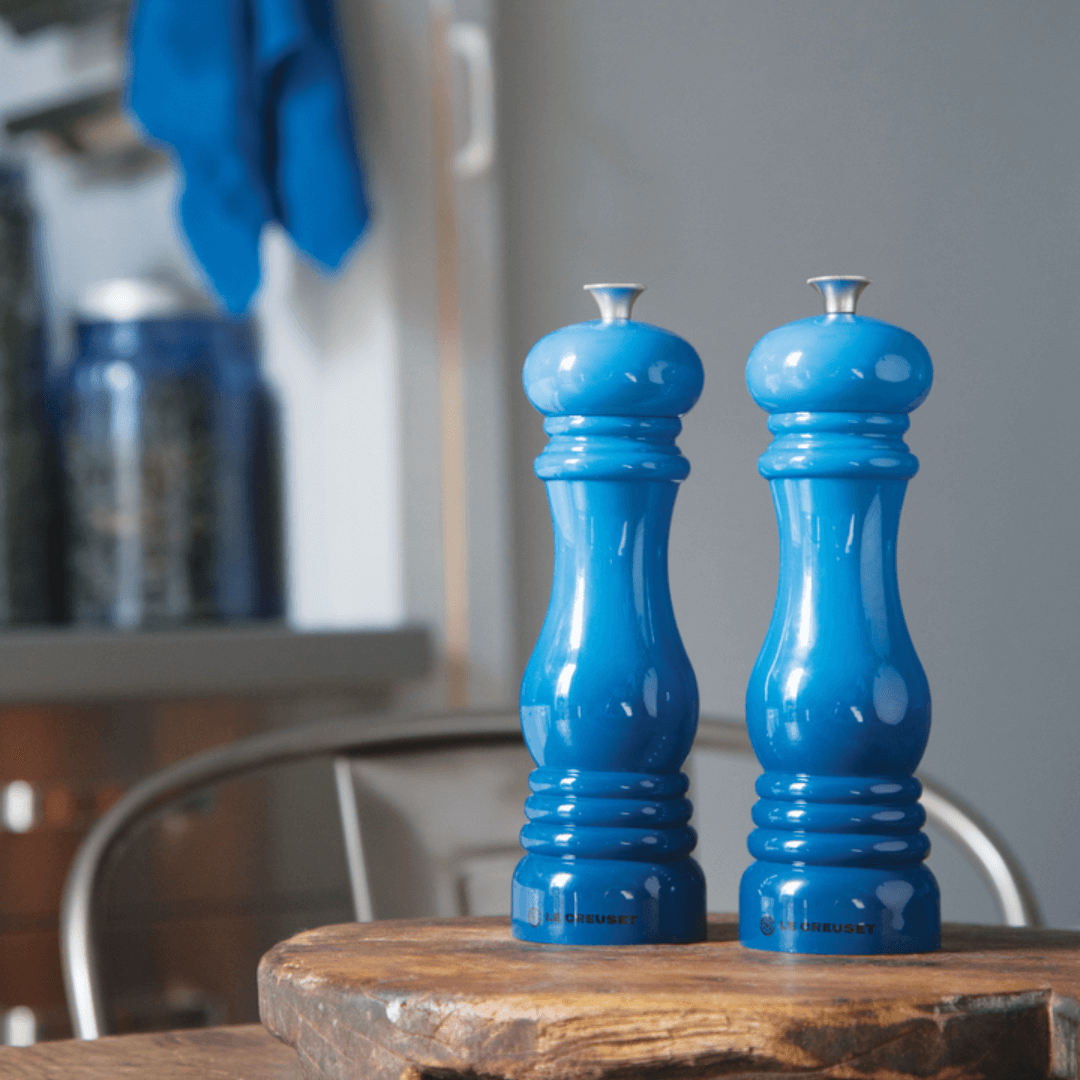 Moedor de Pimenta Azul Marseille Le Creuset - Ela Decora