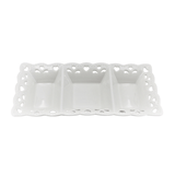 Petisqueira com 3 Divisórias em Porcelana Branca Detalhes Coração - 25,7 cm - Ela Decora