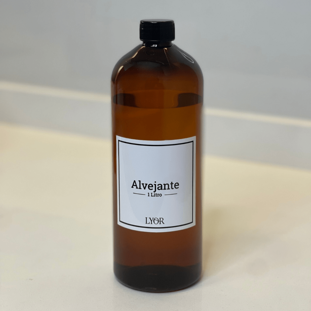 Porta Alvejante de Plástico com Tampa Vintage 1 Litro - Ela Decora