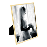 Porta Retrato Classic de Aço Dourado 20cm x 25cm - Ela Decora