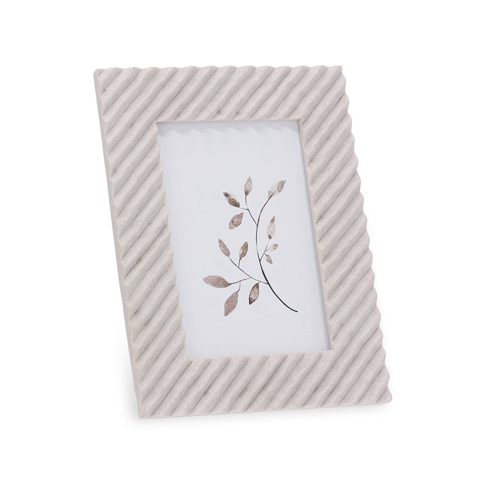 Porta Retrato em Polirresina Cinza 10x15cm - Ela Decora