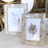 Porta Retrato Estilo Madrepérola - 15 cm - Ela Decora