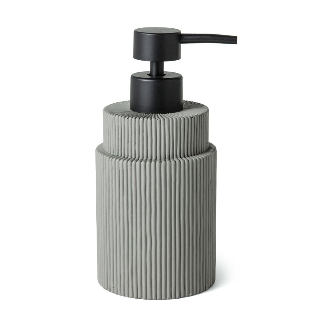 Porta Sabonete Liquido Canelado em Cimento Cinza 16,5cm - Ela Decora