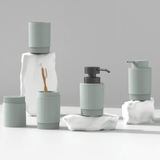 Porta Sabonete Liquido Dorica Verde Salvia com Tampa Preta 300ml - Ela Decora