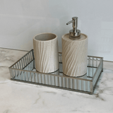 Porta Sabonete Liquido em Polirresina Bege 17cm - Ela Decora