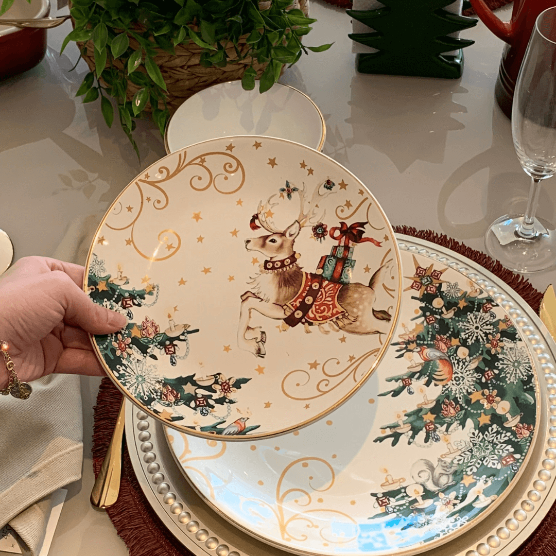 Prato de Sobremesa Fio de Ouro Rena Natal Christmas Day 20cm - Ela Decora