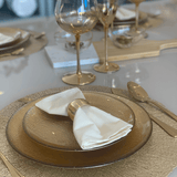 Prato Raso Dots Cristal de Chumbo Dourado 28 cm - Ela Decora