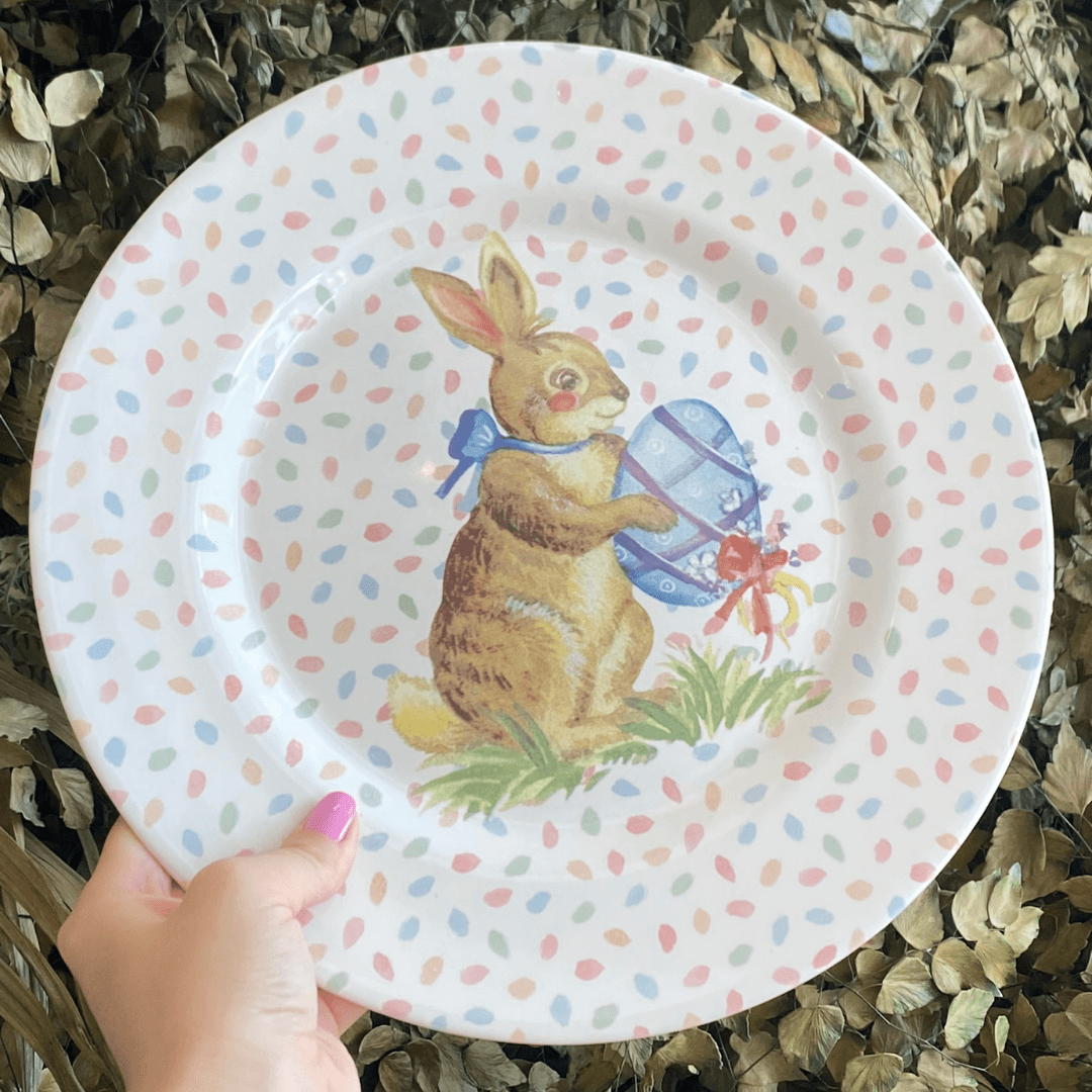 Prato Raso Páscoa Color Rabbits Coelho Poa 28,5cm - Ela Decora