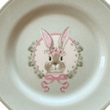 Prato Sobremesa Cerâmica Feldspática Páscoa Bunny Decor Verde - 19,5 cm - Ela Decora