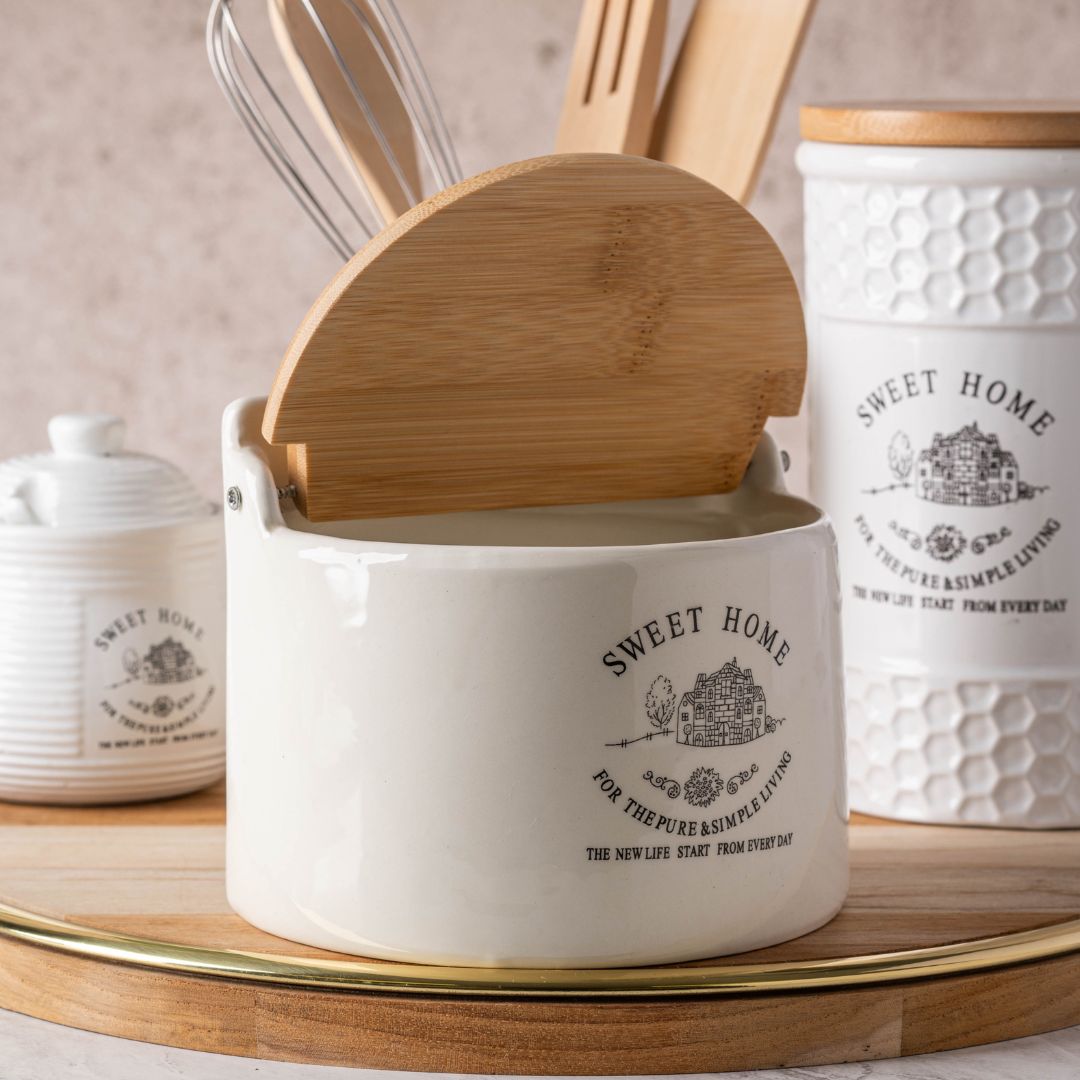 Saleiro em Cerâmica com Tampa de Madeira para Parede Sweet Home Branco 620ml - Ela Decora