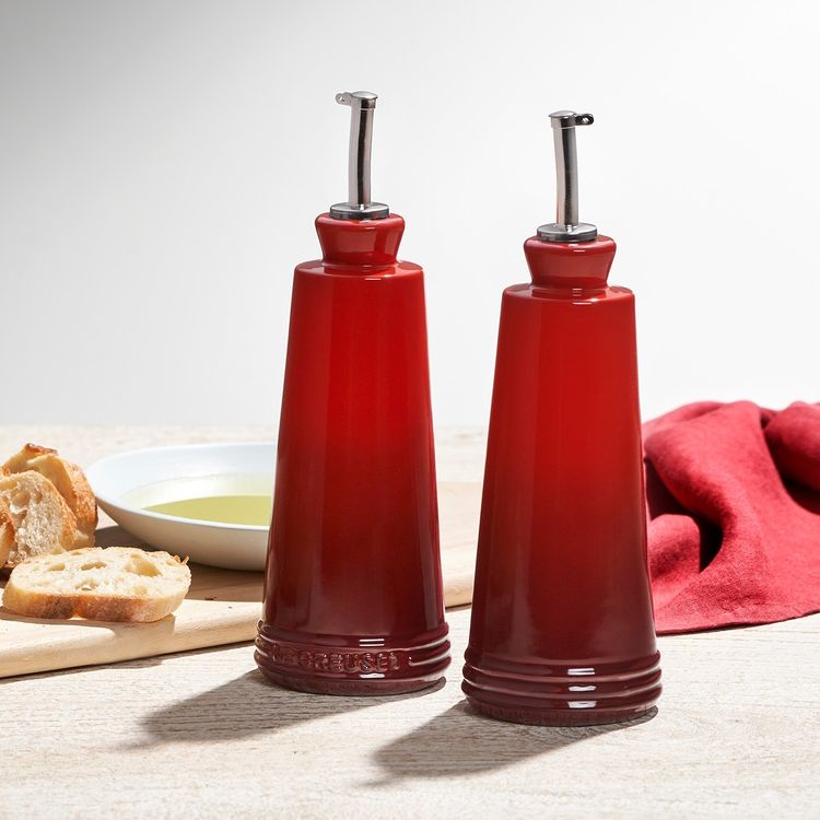 Set Galheteiro Porta óleo e Vinagre Vermelho 300ml 2 Peças Le Creuset - Ela Decora