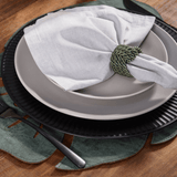 Sousplat Galles Radial Preto Fosco 33cm - Ela Decora