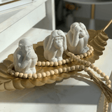 Trio da Sabedoria Macacos em Cimento Branco - Ela Decora