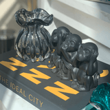 Trio da Sabedoria Macacos em Cimento Preto - Ela Decora