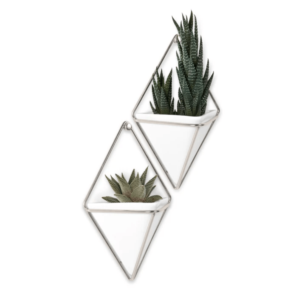 Vaso Decorativo Cachepot de Parede Triangular Branco com Cromado Umbra - 2 Peças - Ela Decora