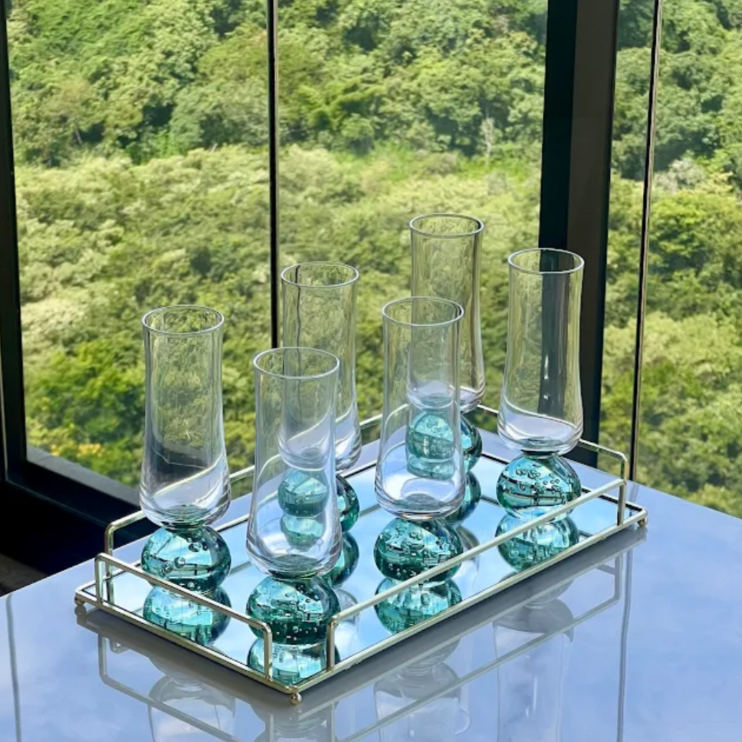 6 Taças Esfera Verde na bancada