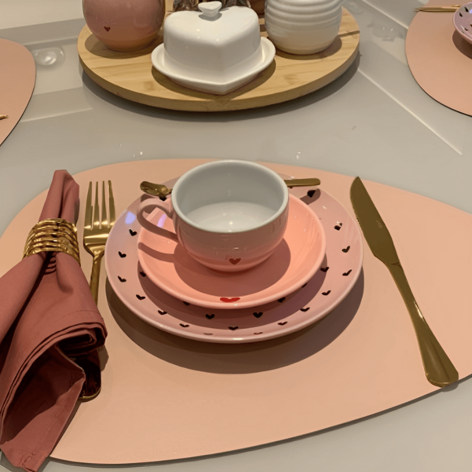Prato em Cerâmica Coração Rosa 20,5cm