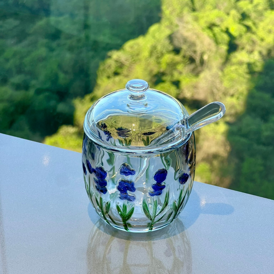 Acucareiro de vidro transparente com tampa e colher flores lavanda azul