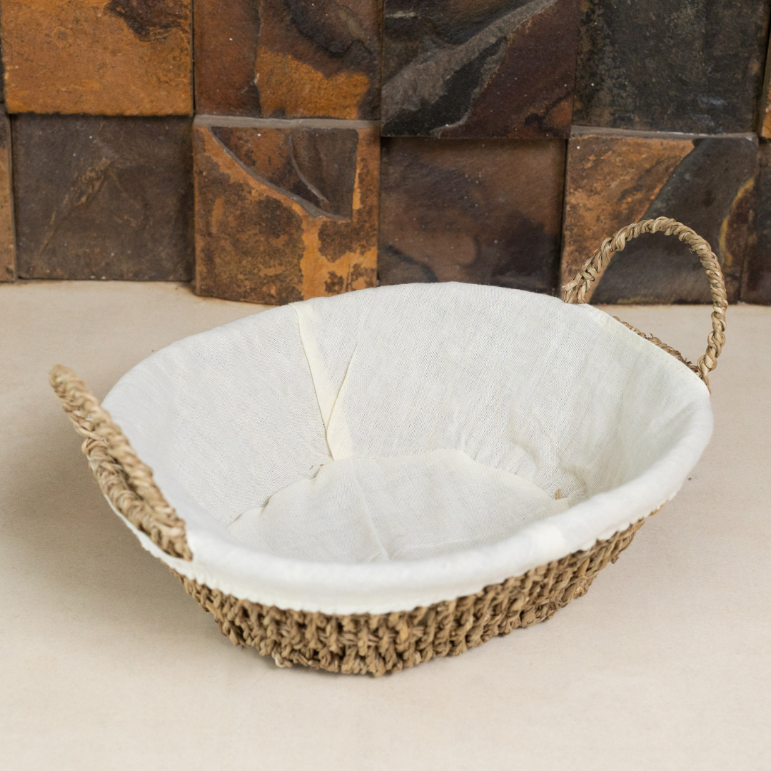 Cesto Oval de Sisal na bancada