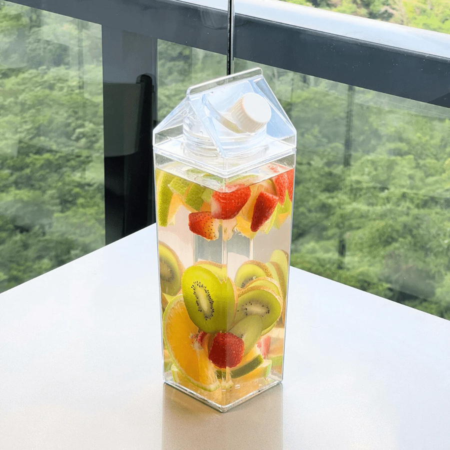 Garrafa My Box 1 litro com frutas frescas e água detox