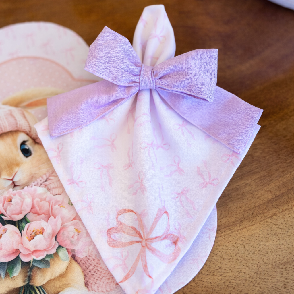 Guardanapo Coelha Toca Páscoa Rosa 45cm x 45cm – Ela Decora