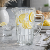 Jarra de Vidro Cristalle na bancada