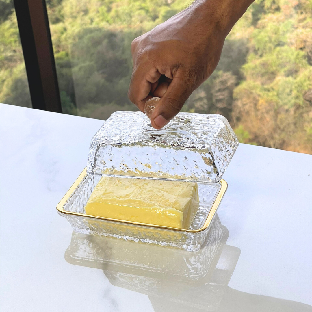 Manteigueira Petra Cristal Ecológico e Fio de Ouro com Tampa 17cm