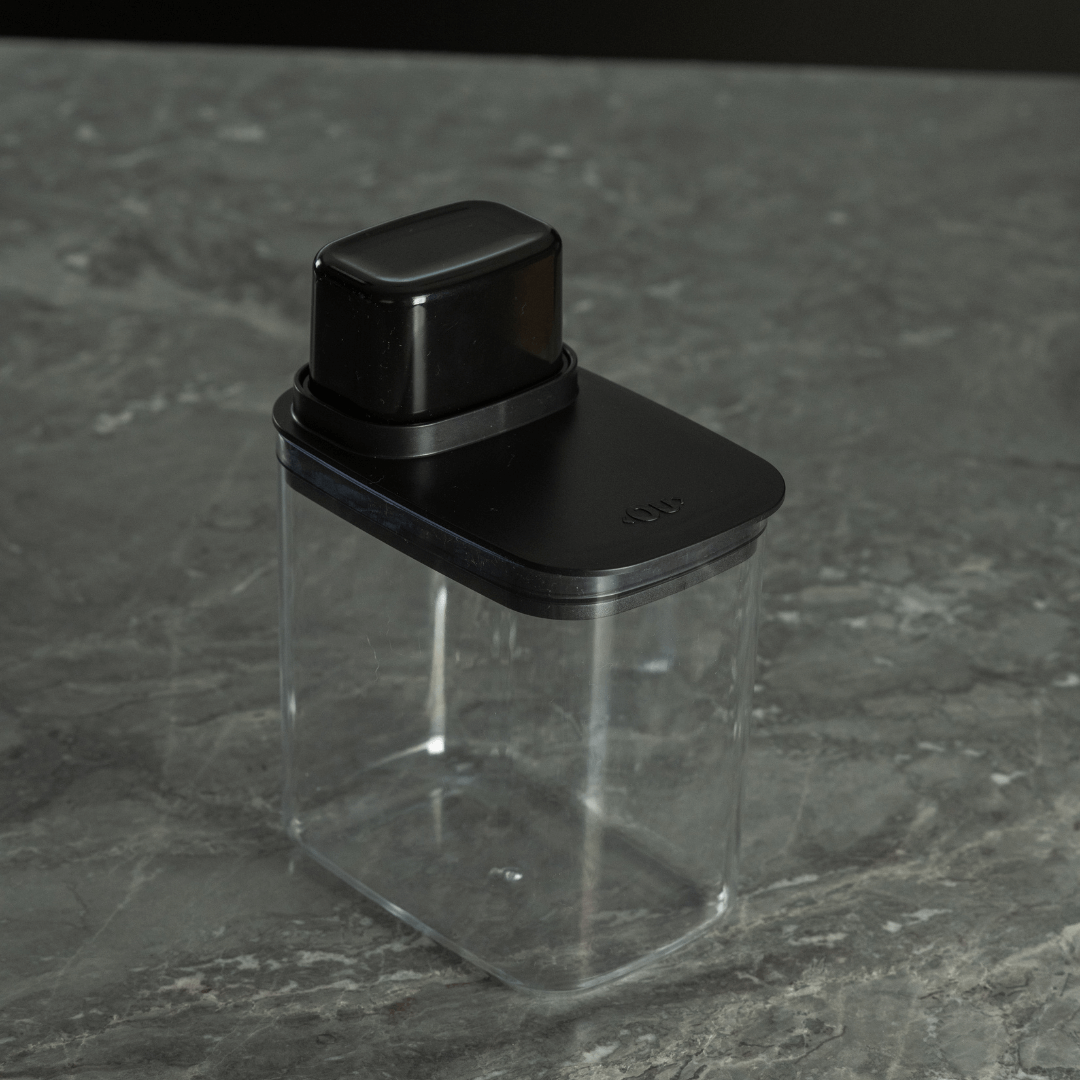 Pote Hermético com Medidor Drop Preto 1,5L