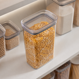Pote Porta Mantimento Organizador Retangular com Tampa Hermética Natural Block 2,3 Litros com mantimentos na bancada 