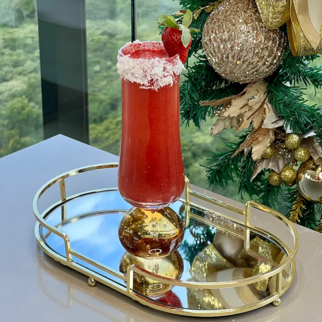 Taça Champanhe Base Esfera Ambar com bebida